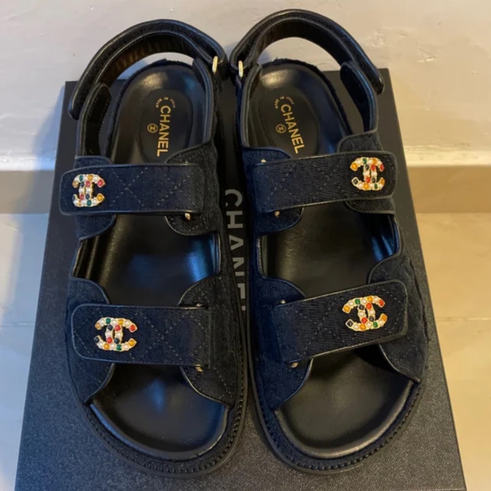 CHANEL Dad Sandals CC brooch logo quilted velour size 38 - Picture 6 of 17